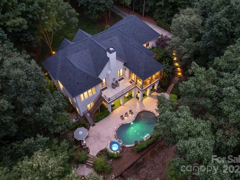 105 Breakwater Court, Mooresville, NC 28117.  MLS# CAR4290894, YatesRealty ID 32540. 