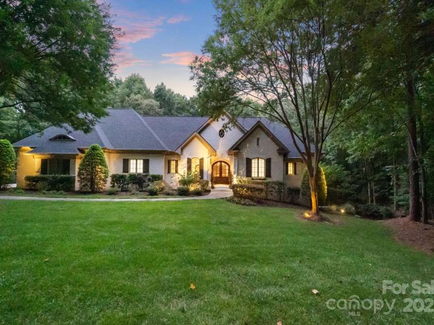 105 Breakwater Court, Mooresville, NC 28117.  MLS# CAR4290894, YatesRealty ID 32540. 