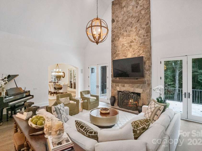 105 Breakwater Court, Mooresville, NC 28117.  MLS# CAR4290894, YatesRealty ID 32540. 