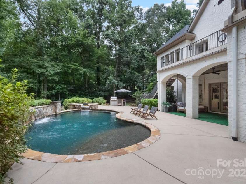 105 Breakwater Court, Mooresville, NC 28117.  MLS# CAR4290894, YatesRealty ID 32540. 