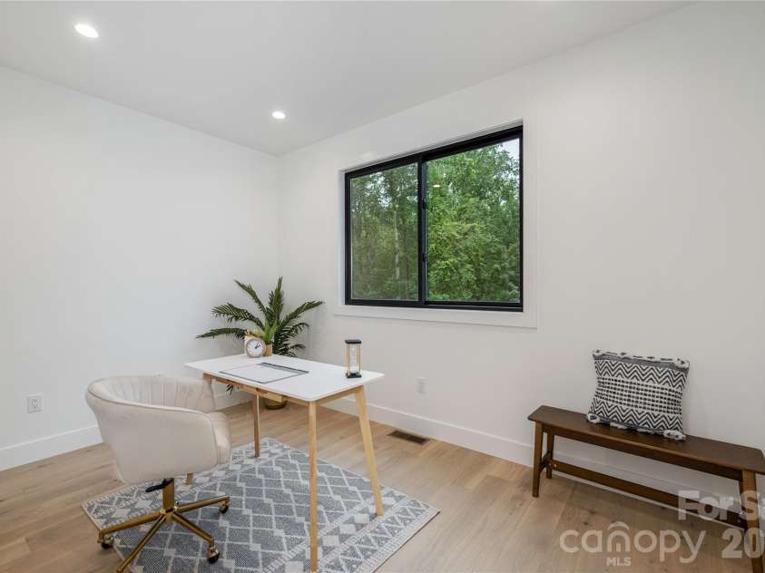 47 Scott Meadows Drive, Asheville, NC 28806.  MLS# CAR4390833, YatesRealty ID 32540. Upper level Office