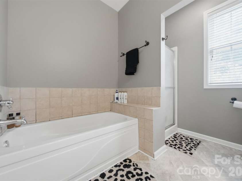 1395 Robinhood Drive, Morganton, NC 28655.  MLS# CAR4395636, YatesRealty ID 32541. 