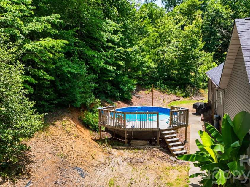 1395 Robinhood Drive, Morganton, NC 28655.  MLS# CAR4395636, YatesRealty ID 32541. 