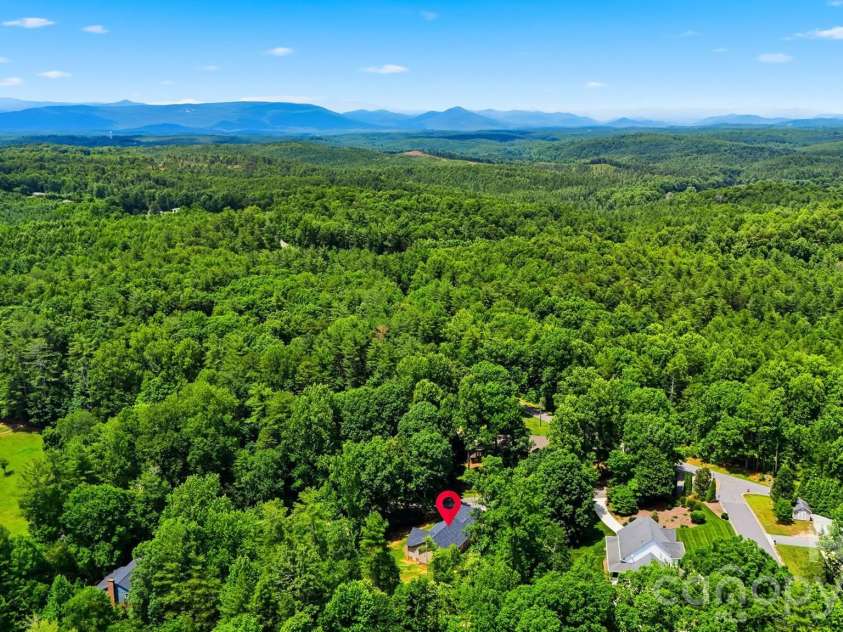 1395 Robinhood Drive, Morganton, NC 28655.  MLS# CAR4395636, YatesRealty ID 32541. 