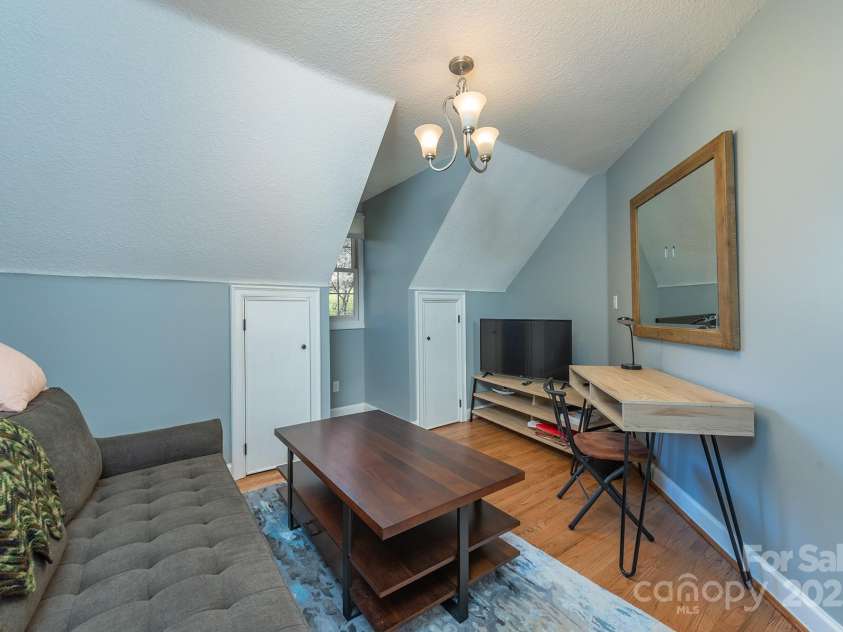 3 Lornelle Place, Asheville, NC 28804.  MLS# CAR4290670, YatesRealty ID 32541. Office/Bonus Nook off of Bedroom