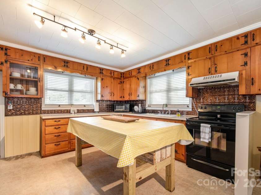 341 Red Cross Road, Oakboro, NC 28129.  MLS# CAR4288023, YatesRealty ID 32542. 