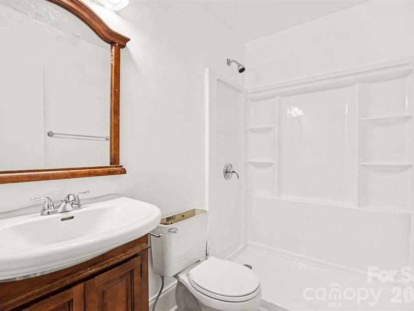 2518 7th Street, Charlotte, NC 28204.  MLS# CAR4396416, YatesRealty ID 32543. 