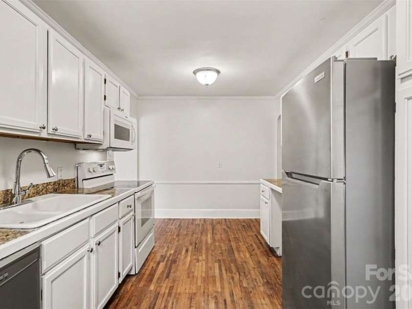 2518 7th Street, Charlotte, NC 28204.  MLS# CAR4396416, YatesRealty ID 32543. 
