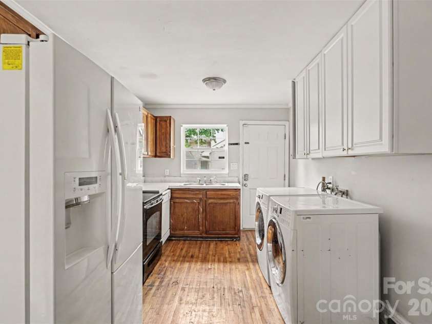 2518 7th Street, Charlotte, NC 28204.  MLS# CAR4396416, YatesRealty ID 32543. 