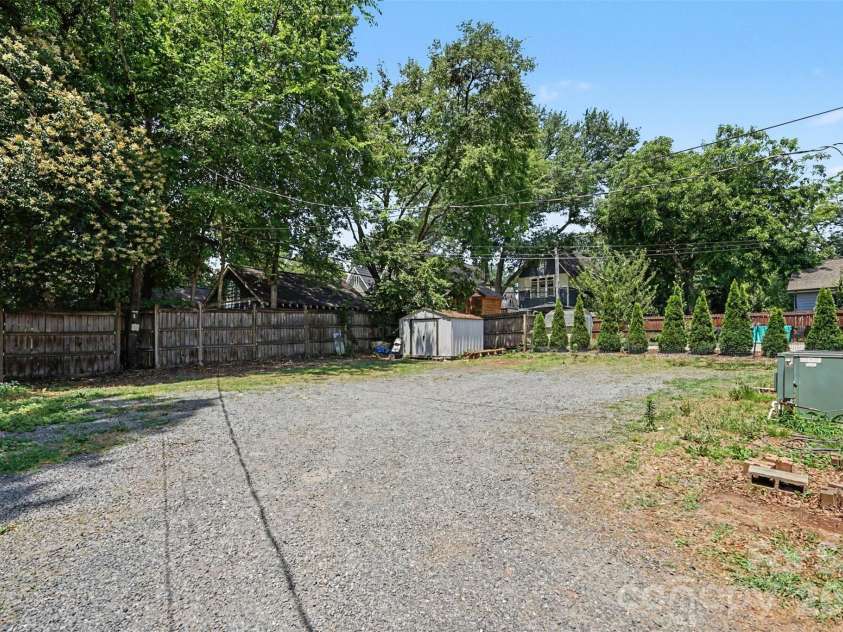 2518 7th Street, Charlotte, NC 28204.  MLS# CAR4396416, YatesRealty ID 32543. 