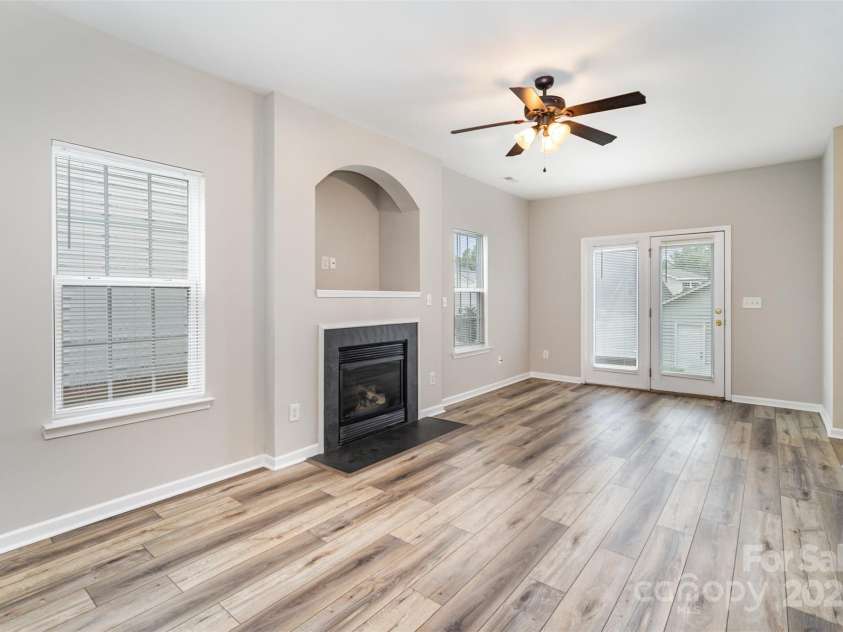 9232 Ducati Lane, Cornelius, NC 28031.  MLS# CAR4290077, YatesRealty ID 32543. 