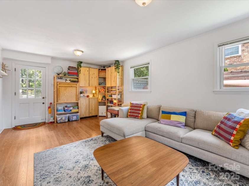 3200 Spring Valley Road, Charlotte, NC 28210.  MLS# CAR4279163, YatesRealty ID 32544. Bonus Room (downstairs)