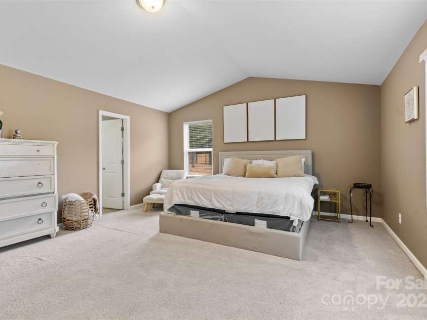 1528 Magnolia Drive, Lancaster, SC 29720.  MLS# CAR4292366, YatesRealty ID 32545. 