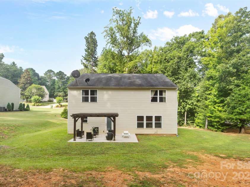 1528 Magnolia Drive, Lancaster, SC 29720.  MLS# CAR4292366, YatesRealty ID 32545. 