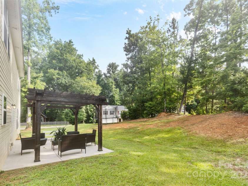 1528 Magnolia Drive, Lancaster, SC 29720.  MLS# CAR4292366, YatesRealty ID 32545. 