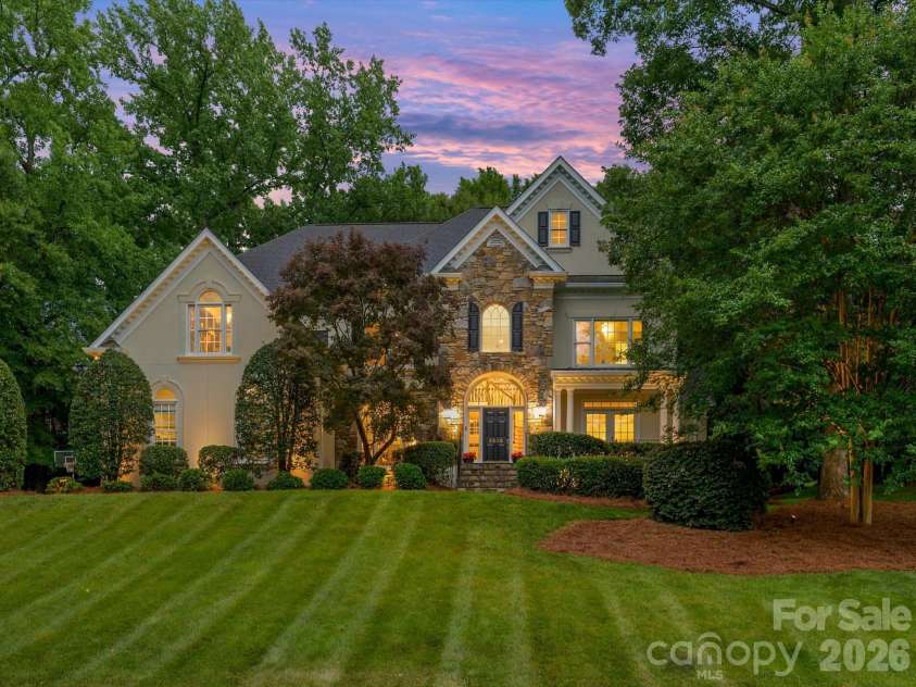 6536 Seton House Lane, Charlotte, NC 28277.  MLS# CAR4395904, YatesRealty ID 32545. 