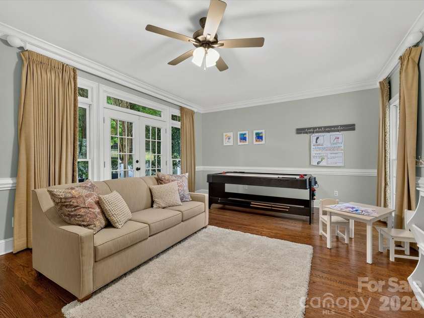 6536 Seton House Lane, Charlotte, NC 28277.  MLS# CAR4395904, YatesRealty ID 32545. 