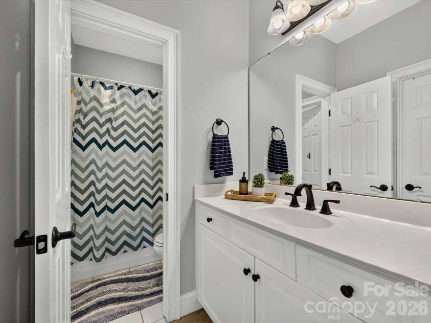 6536 Seton House Lane, Charlotte, NC 28277.  MLS# CAR4395904, YatesRealty ID 32545. 