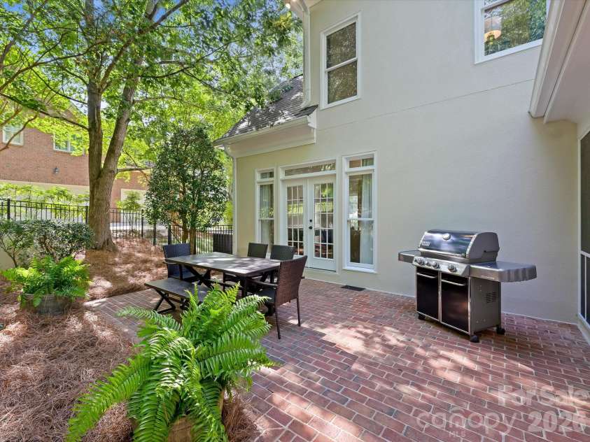 6536 Seton House Lane, Charlotte, NC 28277.  MLS# CAR4395904, YatesRealty ID 32545. 