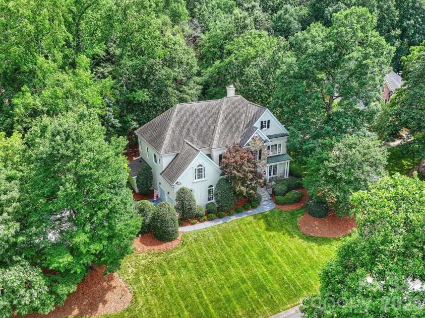 6536 Seton House Lane, Charlotte, NC 28277.  MLS# CAR4395904, YatesRealty ID 32545. 