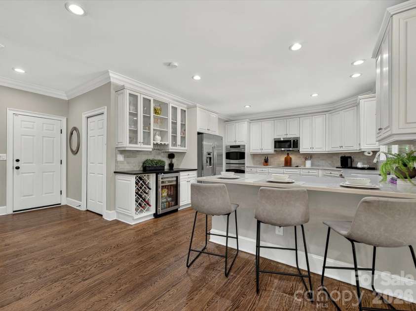 6536 Seton House Lane, Charlotte, NC 28277.  MLS# CAR4395904, YatesRealty ID 32545. 