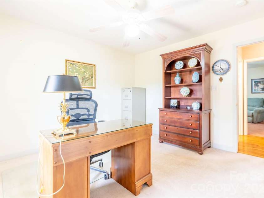 506 Brook Knoll Circle, Weaverville, NC 28787.  MLS# CAR4395332, YatesRealty ID 32546. 