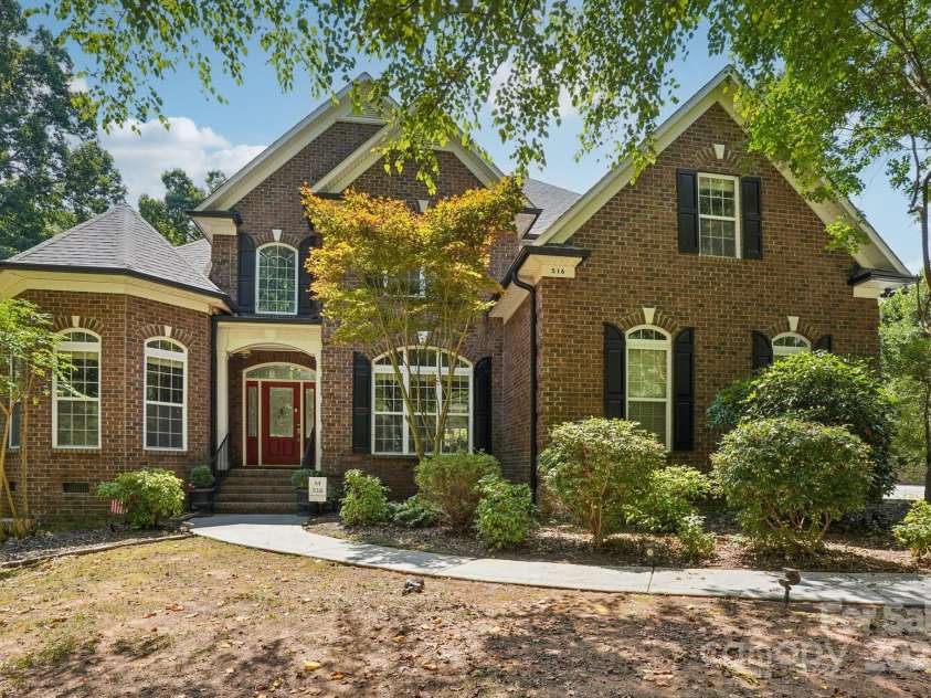 516 Shady Oaks Drive, Stanley, NC 28164.  MLS# CAR4285936, YatesRealty ID 32546. 