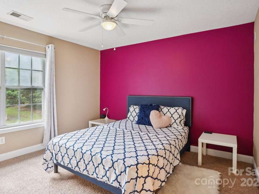 516 Shady Oaks Drive, Stanley, NC 28164.  MLS# CAR4285936, YatesRealty ID 32546. 