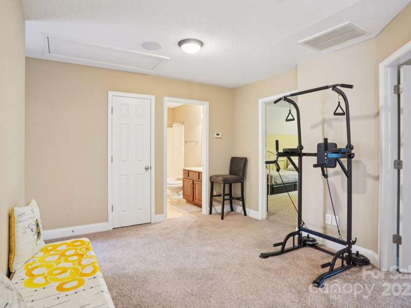 516 Shady Oaks Drive, Stanley, NC 28164.  MLS# CAR4285936, YatesRealty ID 32546. 