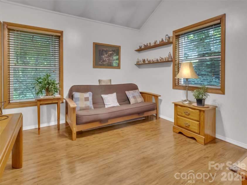 10 Bridle Drive, Maggie Valley, NC 28751.  MLS# CAR4395396, YatesRealty ID 32547. 
