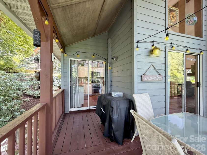 10 Bridle Drive, Maggie Valley, NC 28751.  MLS# CAR4395396, YatesRealty ID 32547. 