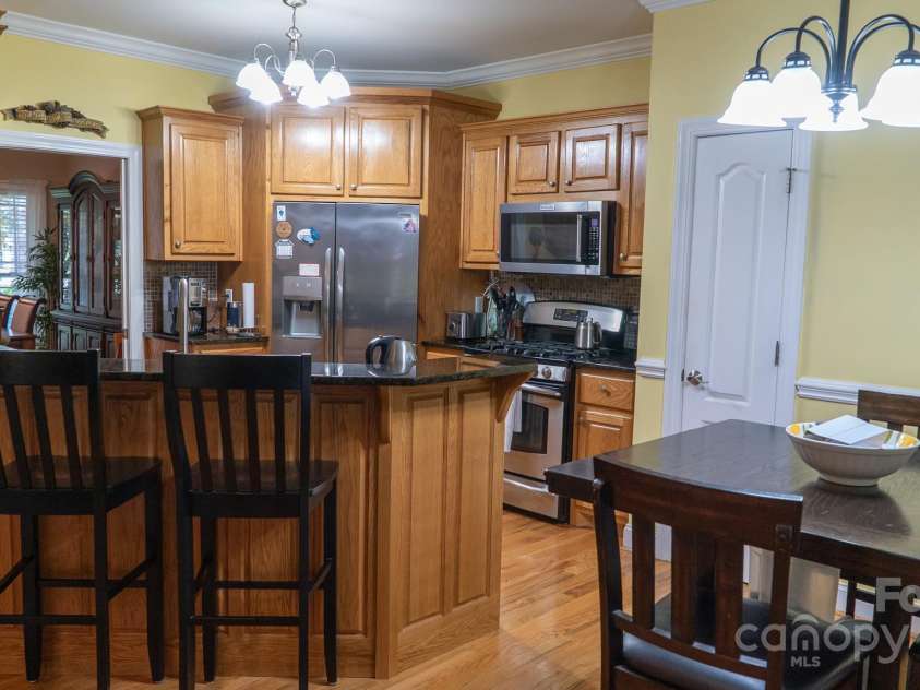 3615 Hollow Oak Lane, Lenoir, NC 28645.  MLS# CAR4289197, YatesRealty ID 32547. 