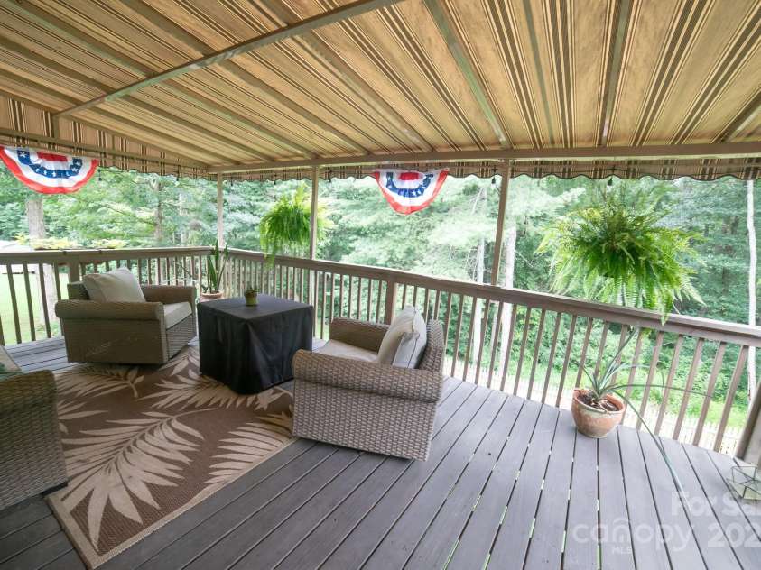 3615 Hollow Oak Lane, Lenoir, NC 28645.  MLS# CAR4289197, YatesRealty ID 32547. 