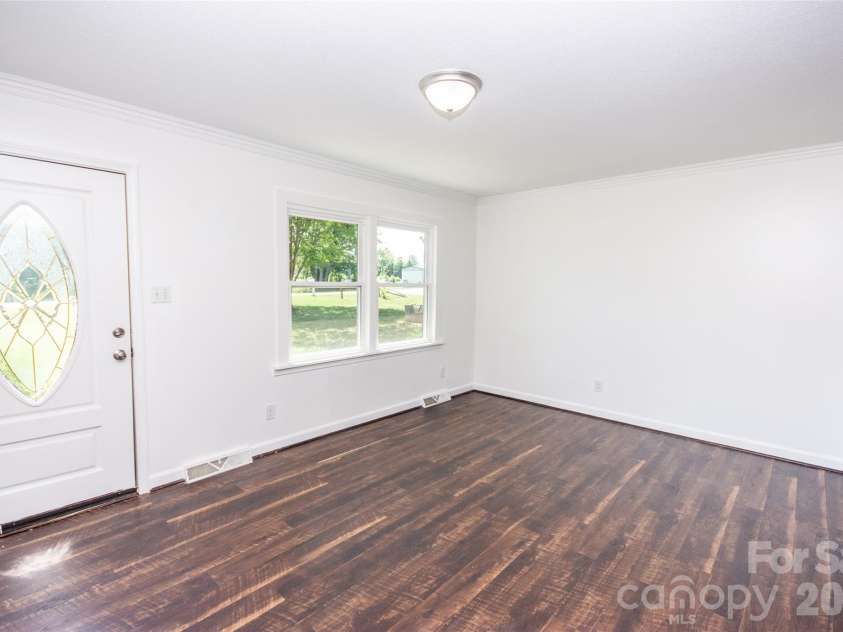 125 Linda Drive, Harmony, NC 28634.  MLS# CAR4395511, YatesRealty ID 32548. 