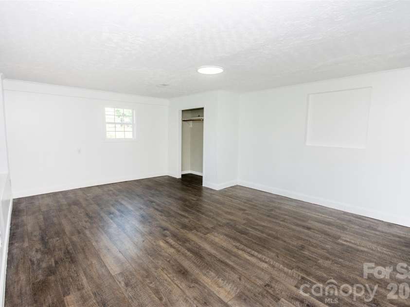 125 Linda Drive, Harmony, NC 28634.  MLS# CAR4395511, YatesRealty ID 32548. 