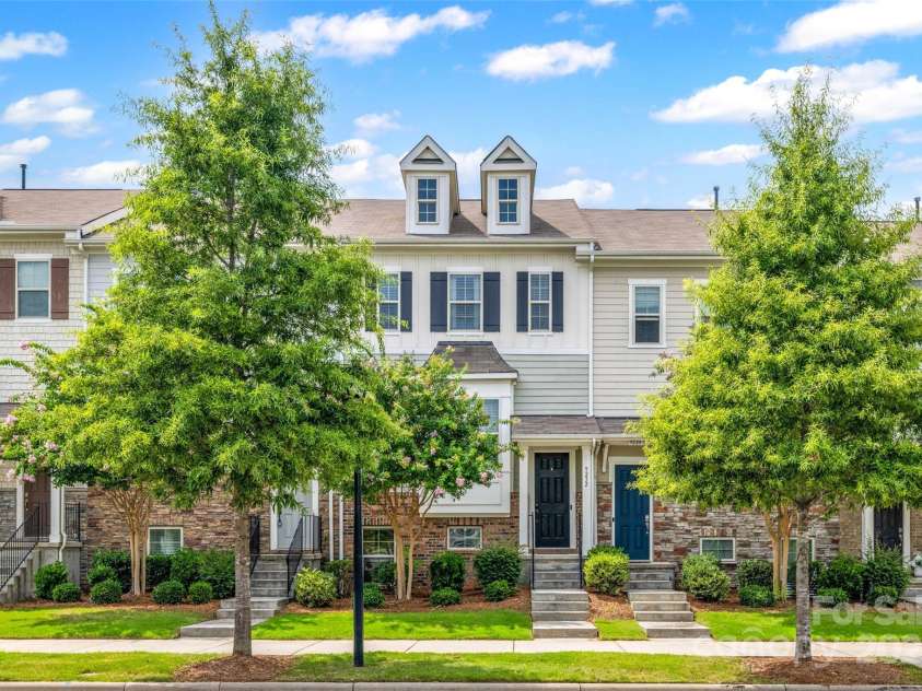 9232 Ainslie Downs Street, Charlotte, NC 28273.  MLS# CAR4285399, YatesRealty ID 32548. 