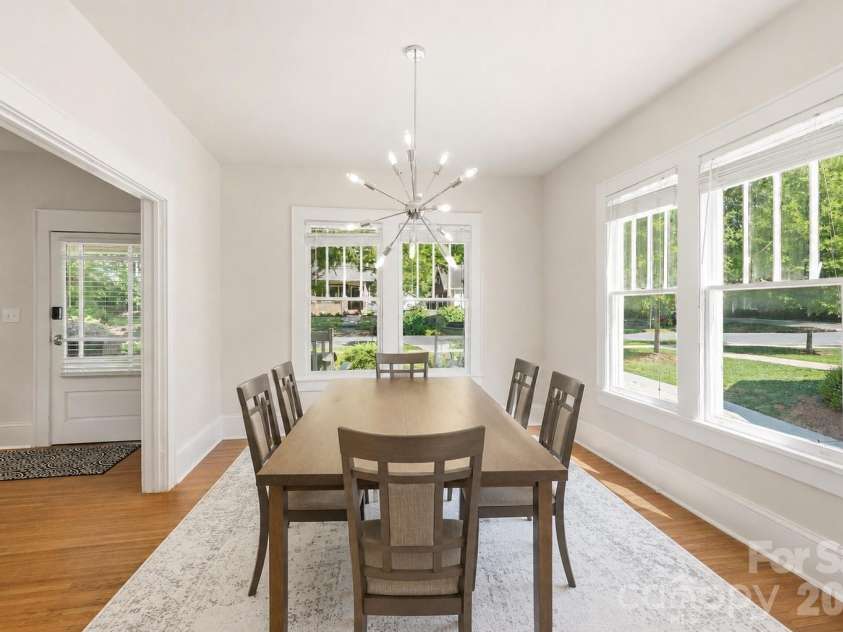 209 Grandin Road, Charlotte, NC 28208.  MLS# CAR4394635, YatesRealty ID 32549. 