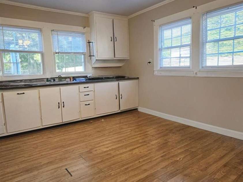 218 Wilson Street, Albemarle, NC 28001.  MLS# CAR4301055, YatesRealty ID 3255. 