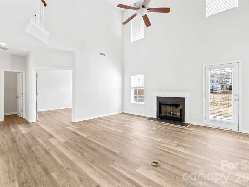 2704 Piersland Drive, Matthews, NC 28104.  MLS# CAR4343467, YatesRealty ID 3255. 