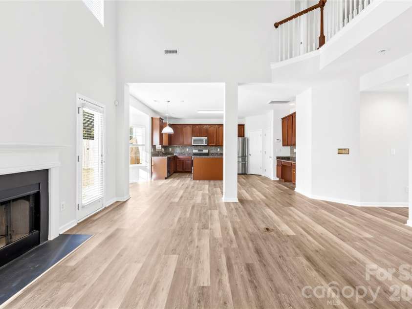 2704 Piersland Drive, Matthews, NC 28104.  MLS# CAR4343467, YatesRealty ID 3255. 