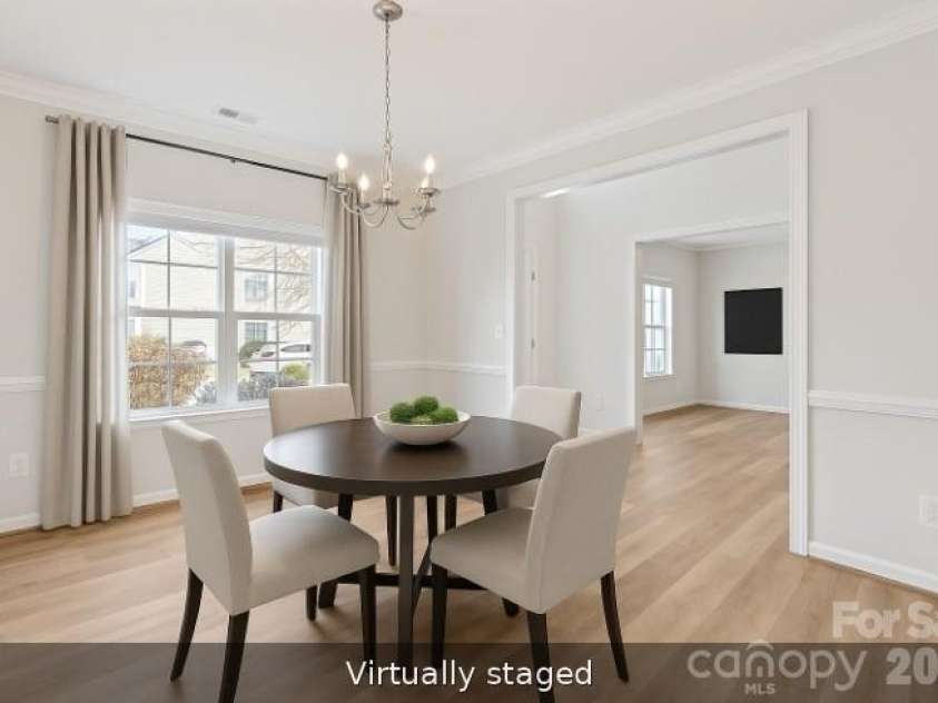 2704 Piersland Drive, Matthews, NC 28104.  MLS# CAR4343467, YatesRealty ID 3255. 