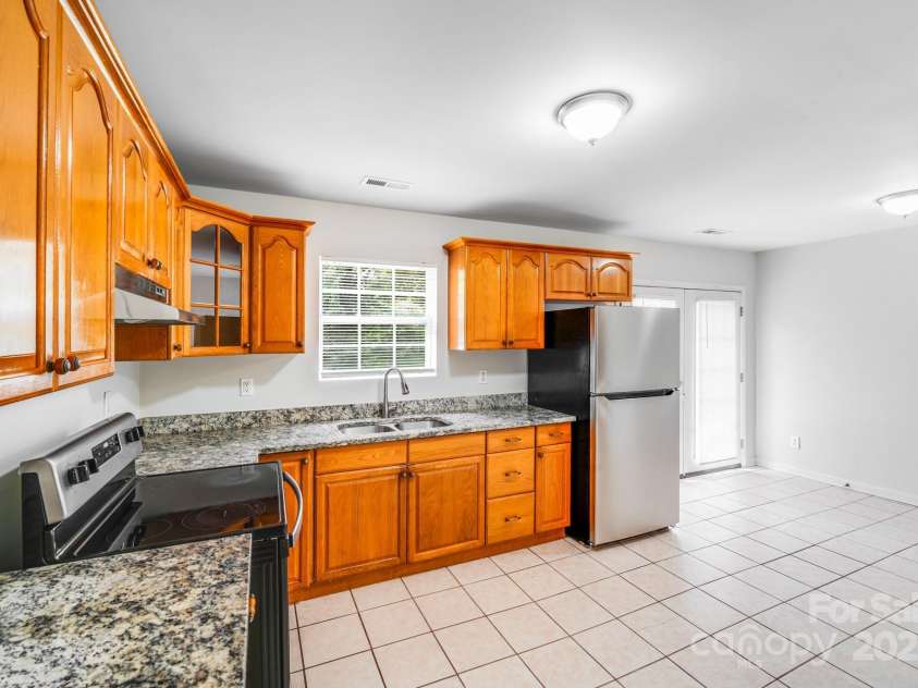 8905 Moores Chapel Road, Charlotte, NC 28214.  MLS# CAR4284723, YatesRealty ID 32552. 