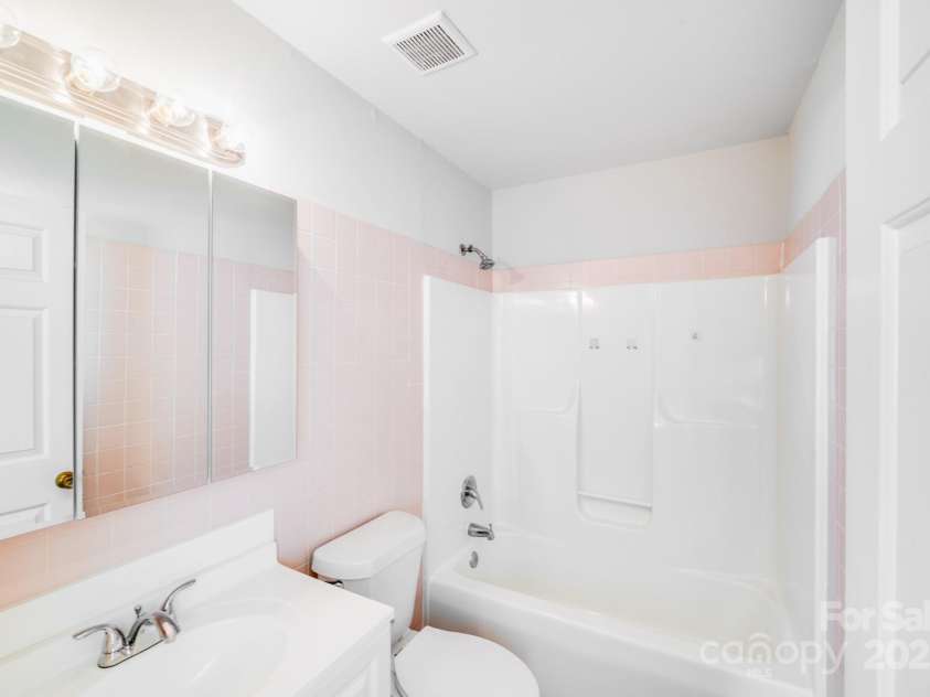 8905 Moores Chapel Road, Charlotte, NC 28214.  MLS# CAR4284723, YatesRealty ID 32552. 