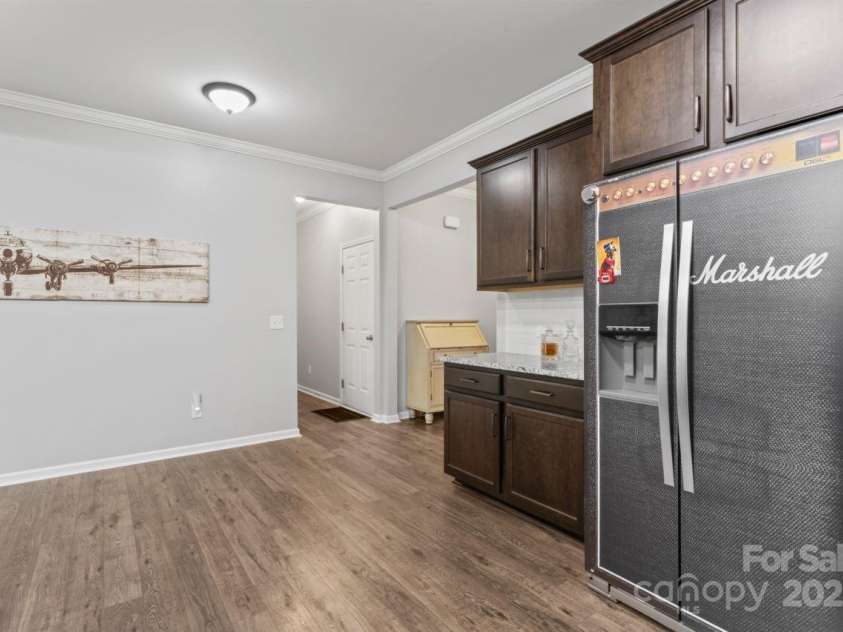 6511 Buck Horn Place, Waxhaw, NC 28173.  MLS# CAR4287940, YatesRealty ID 32555. 