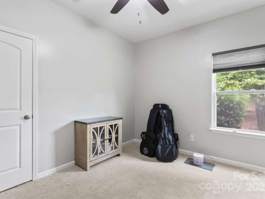 6511 Buck Horn Place, Waxhaw, NC 28173.  MLS# CAR4287940, YatesRealty ID 32555. 