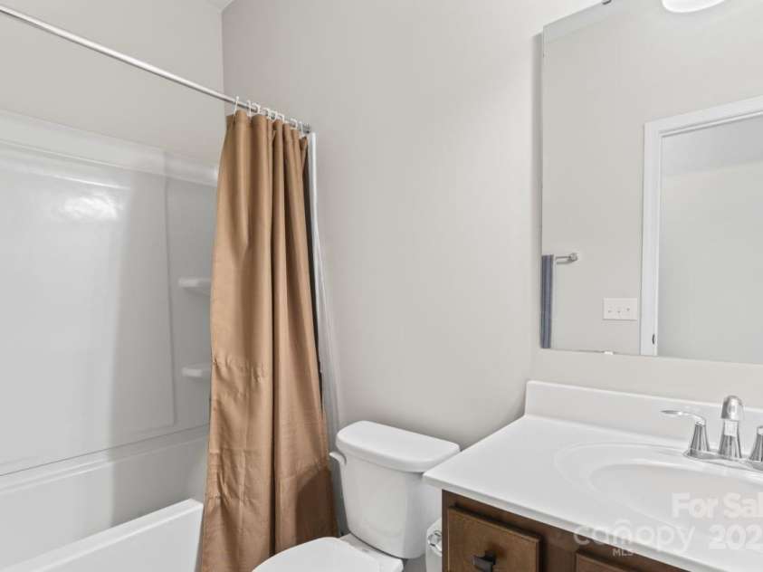 6511 Buck Horn Place, Waxhaw, NC 28173.  MLS# CAR4287940, YatesRealty ID 32555. 