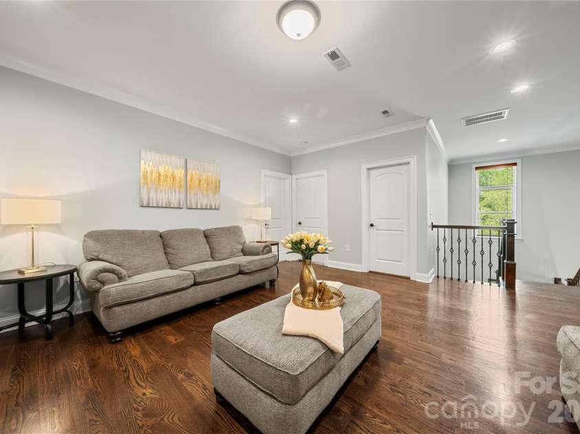 4306 Rolling Acres Road, Charlotte, NC 28213.  MLS# CAR4394686, YatesRealty ID 32560. 
