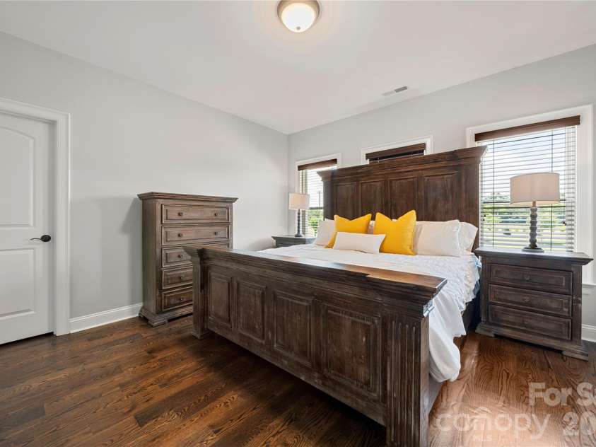 4306 Rolling Acres Road, Charlotte, NC 28213.  MLS# CAR4394686, YatesRealty ID 32560. 