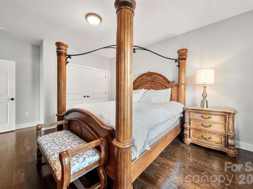 4306 Rolling Acres Road, Charlotte, NC 28213.  MLS# CAR4394686, YatesRealty ID 32560. 