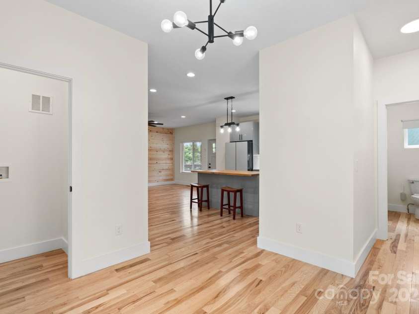 14 Blalock Avenue, Asheville, NC 28803.  MLS# CAR4288201, YatesRealty ID 32561. 